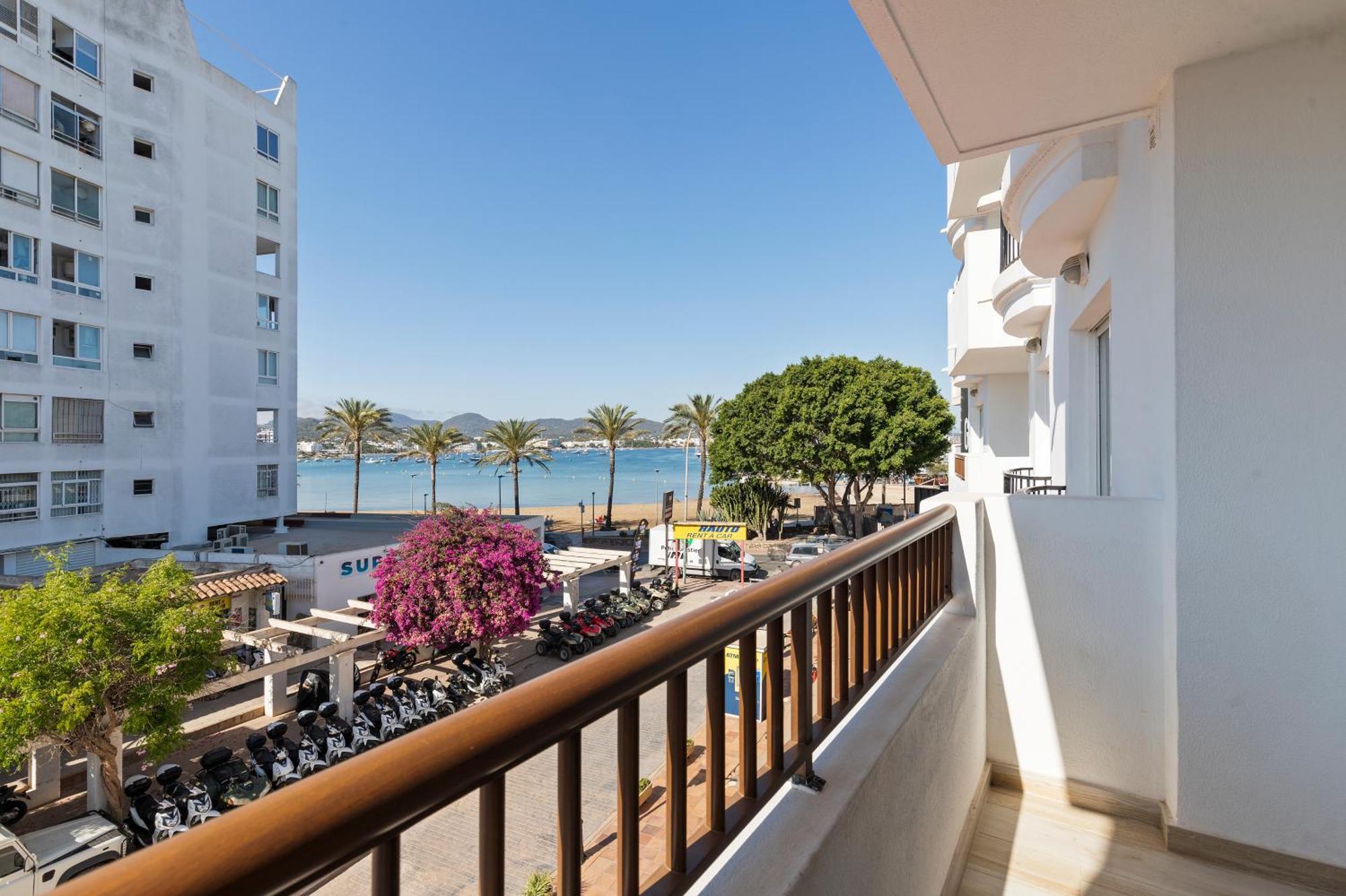 Sunside Ibiza - Only Adults- Formerly Known As Park * Sant Antoni de Portmany